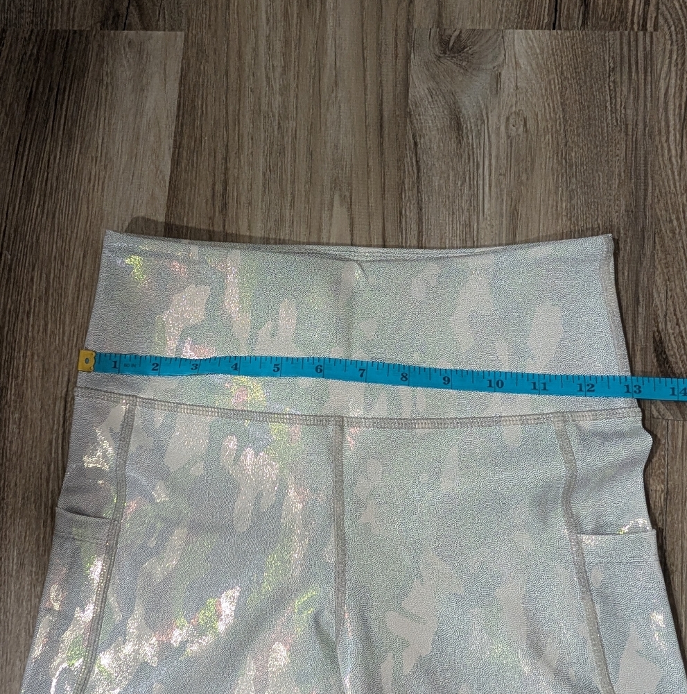Zyia Active, 4, Light N Tight, Silver Metallic Camo Crop Leggings, Activewear - Picture 2 of 5